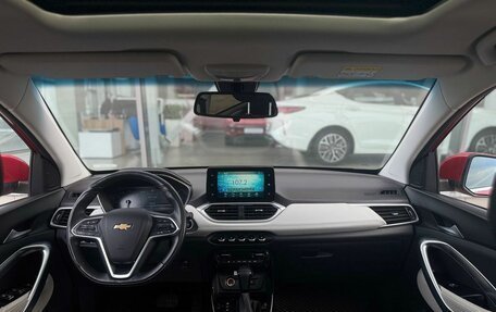 Chevrolet Captiva, 2022 год, 1 960 000 рублей, 10 фотография