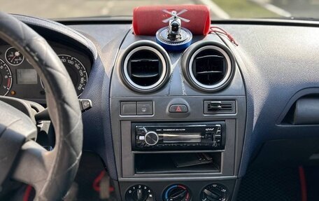 Ford Fiesta, 2007 год, 350 000 рублей, 15 фотография