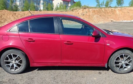 Chevrolet Cruze II, 2010 год, 530 000 рублей, 11 фотография