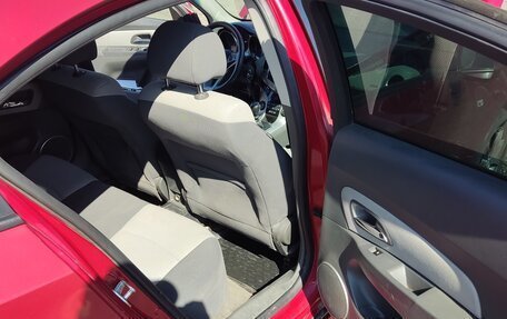 Chevrolet Cruze II, 2010 год, 530 000 рублей, 20 фотография