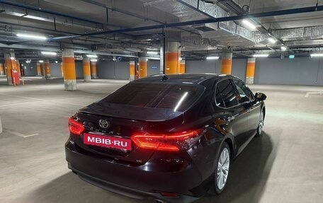 Toyota Camry, 2018 год, 2 890 000 рублей, 4 фотография