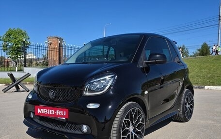 Smart Fortwo III, 2016 год, 2 600 000 рублей, 9 фотография