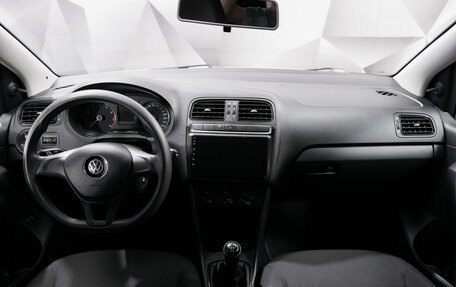Volkswagen Polo VI (EU Market), 2019 год, 1 341 000 рублей, 11 фотография
