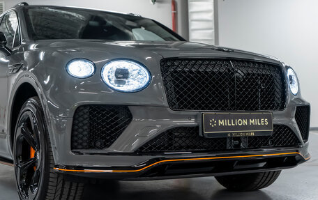 Bentley Bentayga I, 2025 год, 42 990 000 рублей, 2 фотография
