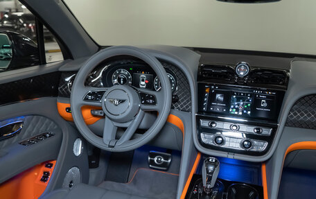 Bentley Bentayga I, 2025 год, 42 990 000 рублей, 28 фотография