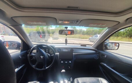 Mitsubishi Outlander III рестайлинг 3, 2005 год, 690 000 рублей, 17 фотография