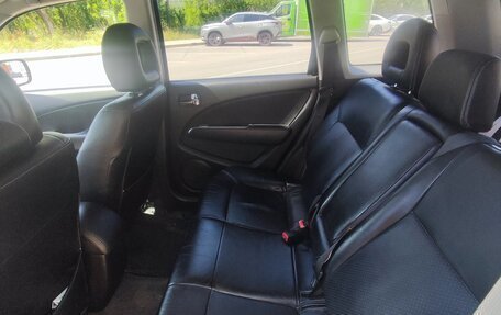 Mitsubishi Outlander III рестайлинг 3, 2005 год, 690 000 рублей, 25 фотография