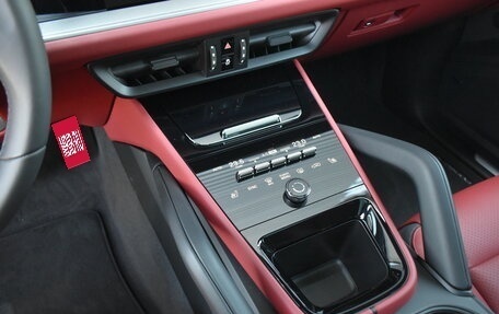 Porsche Cayenne III, 2025 год, 16 950 000 рублей, 14 фотография