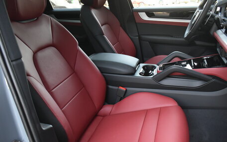 Porsche Cayenne III, 2025 год, 16 950 000 рублей, 26 фотография