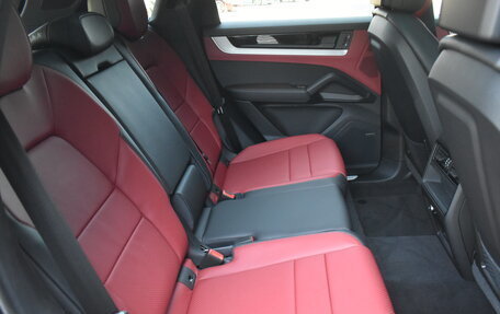 Porsche Cayenne III, 2025 год, 16 950 000 рублей, 28 фотография