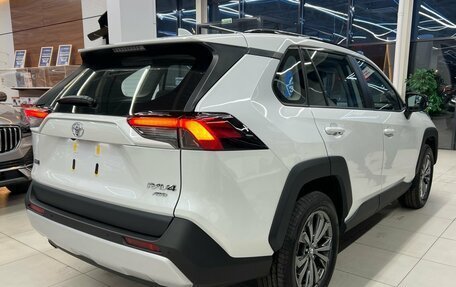 Toyota RAV4, 2024 год, 4 200 000 рублей, 5 фотография