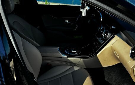 Mercedes-Benz C-Класс, 2019 год, 2 900 000 рублей, 24 фотография