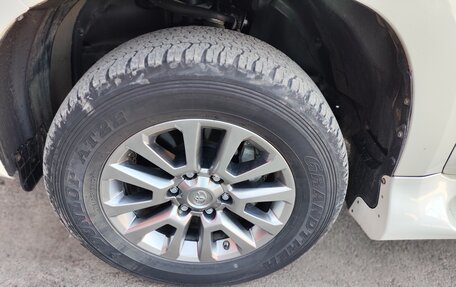 Toyota Land Cruiser Prado 150 рестайлинг 2, 2021 год, 6 199 000 рублей, 9 фотография