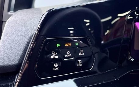 Volkswagen Golf VII, 2021 год, 2 070 000 рублей, 16 фотография
