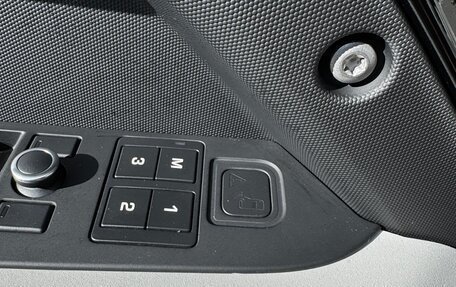 Land Rover Defender II, 2021 год, 8 900 000 рублей, 30 фотография