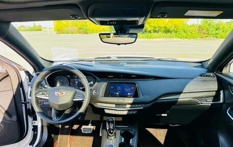 Cadillac XT4 I, 2022 год, 2 680 000 рублей, 9 фотография