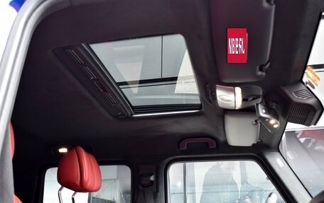 Mercedes-Benz G-Класс AMG, 2018 год, 18 000 000 рублей, 26 фотография