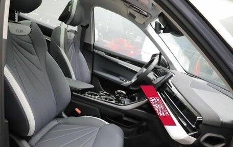 Geely Atlas, 2024 год, 4 017 190 рублей, 9 фотография