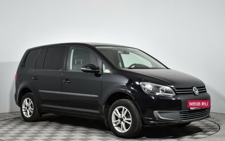 Volkswagen Touran III, 2010 год, 735 000 рублей, 3 фотография