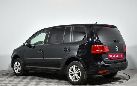 Volkswagen Touran III, 2010 год, 735 000 рублей, 7 фотография