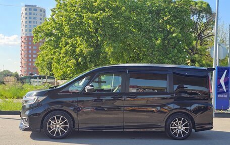 Honda Stepwgn IV, 2017 год, 2 650 000 рублей, 1 фотография
