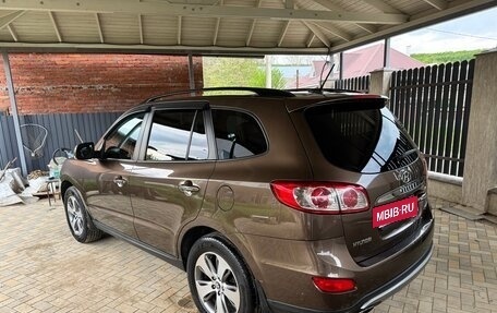 Hyundai Santa Fe III рестайлинг, 2011 год, 1 650 000 рублей, 2 фотография