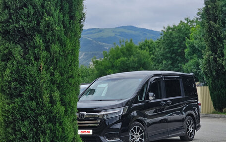 Honda Stepwgn IV, 2017 год, 2 650 000 рублей, 23 фотография