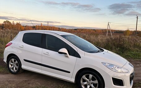 Peugeot 308 II, 2012 год, 560 000 рублей, 3 фотография