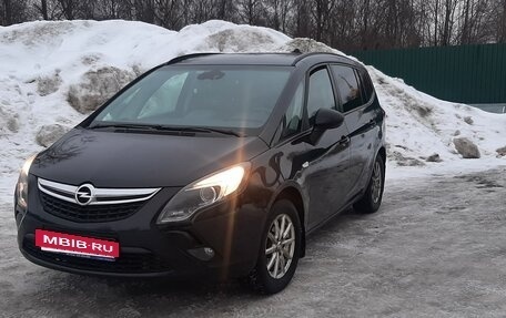Opel Zafira C рестайлинг, 2013 год, 1 199 000 рублей, 13 фотография