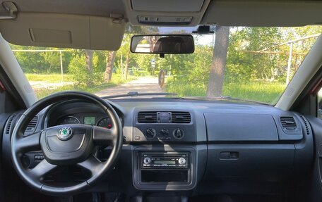 Skoda Fabia II, 2011 год, 650 000 рублей, 8 фотография