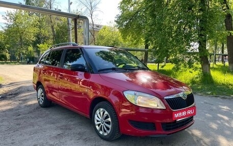 Skoda Fabia II, 2011 год, 650 000 рублей, 2 фотография