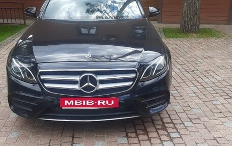 Mercedes-Benz E-Класс, 2018 год, 4 500 000 рублей, 2 фотография