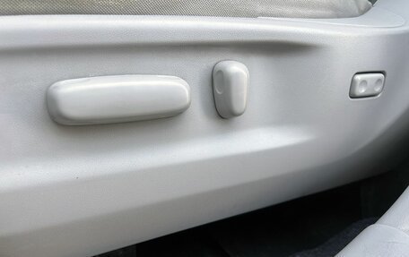 Toyota Venza I, 2009 год, 1 599 000 рублей, 15 фотография