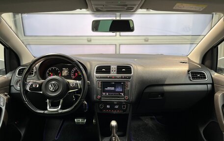 Volkswagen Polo VI (EU Market), 2018 год, 1 250 000 рублей, 10 фотография