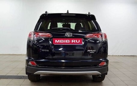 Toyota RAV4, 2017 год, 2 550 000 рублей, 6 фотография