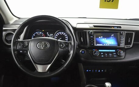 Toyota RAV4, 2017 год, 2 550 000 рублей, 10 фотография