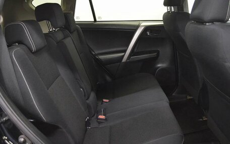 Toyota RAV4, 2017 год, 2 550 000 рублей, 21 фотография