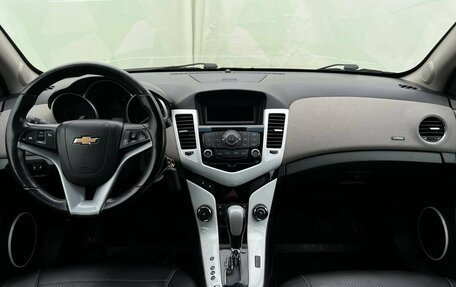 Chevrolet Cruze II, 2011 год, 745 000 рублей, 12 фотография