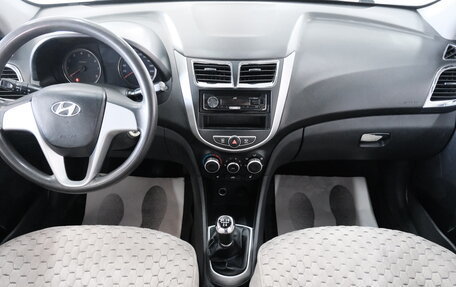 Hyundai Solaris II рестайлинг, 2011 год, 759 000 рублей, 14 фотография