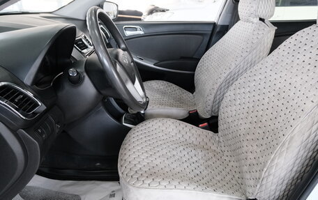 Hyundai Solaris II рестайлинг, 2011 год, 759 000 рублей, 8 фотография