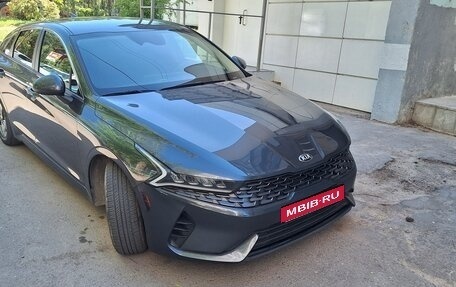 KIA K5, 2021 год, 2 360 000 рублей, 1 фотография