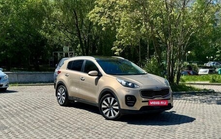 KIA Sportage IV рестайлинг, 2018 год, 2 400 000 рублей, 1 фотография