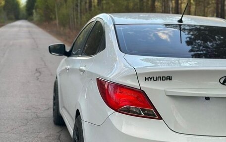 Hyundai Solaris II рестайлинг, 2015 год, 1 159 000 рублей, 1 фотография