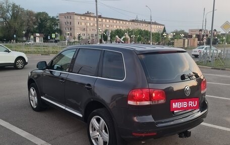 Volkswagen Touareg III, 2007 год, 1 000 000 рублей, 4 фотография