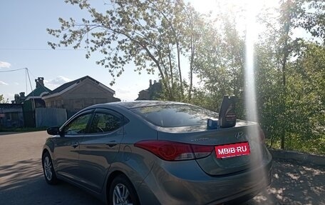 Hyundai Elantra V, 2011 год, 900 000 рублей, 16 фотография