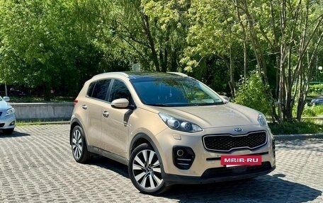 KIA Sportage IV рестайлинг, 2018 год, 2 400 000 рублей, 2 фотография