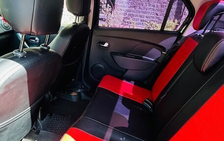 Renault Logan II, 2015 год, 690 000 рублей, 11 фотография