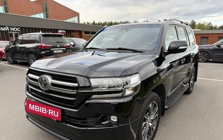 Toyota Land Cruiser 200, 2019 год, 7 800 000 рублей, 7 фотография