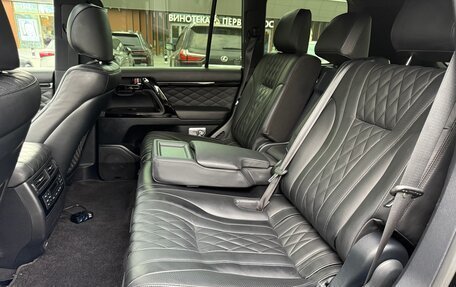 Toyota Land Cruiser 200, 2019 год, 7 800 000 рублей, 20 фотография