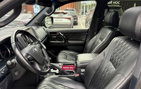 Toyota Land Cruiser 200, 2019 год, 7 800 000 рублей, 5 фотография